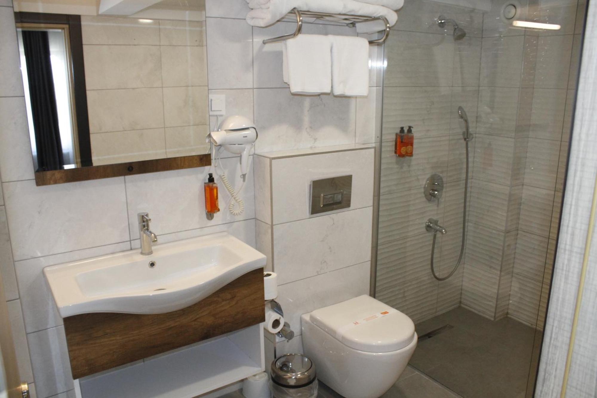 Balta Hotel 3*